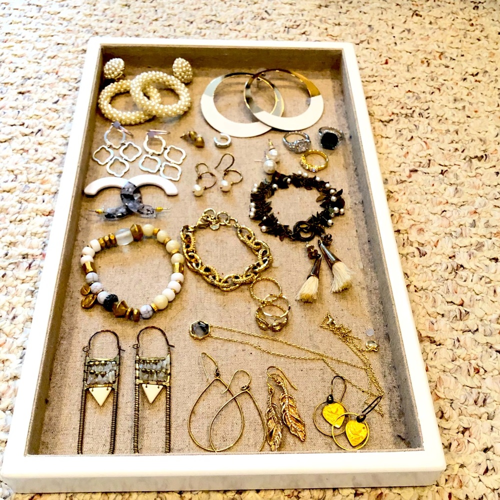 Lot of 116 pieces from Stella and Dot, J crew, Kate Spade (+other designers)